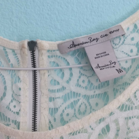 Lace Illusion Dress - Picture 4 of 6